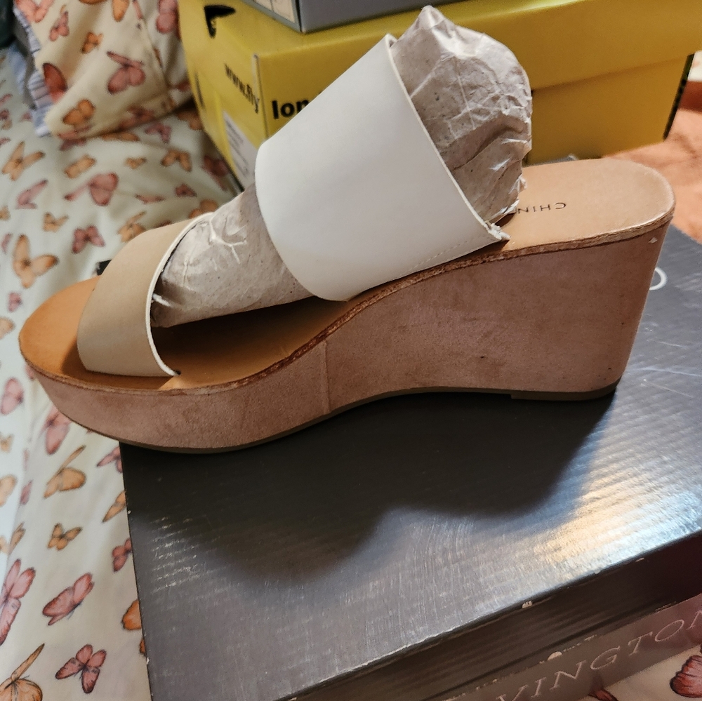 Chinese Laundry Tan and White Wedge Shoes